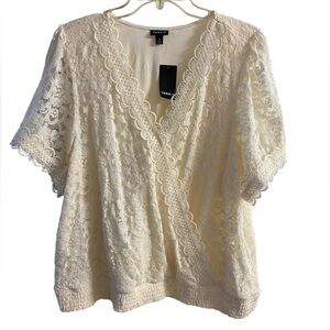 Torrid‎ surplice lace top beige crossover floral 3X NWT